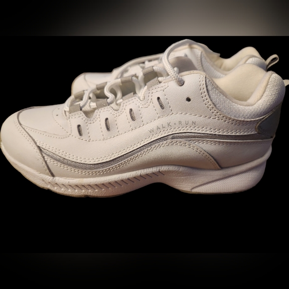 Easy Spirit Shoes Easy Spirit Romy Leather Walking Shoes Ladies